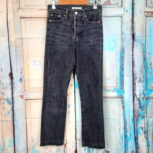 Levi's Premium Wedgie fit Straight Fit Jeans - Picture 2 of 8